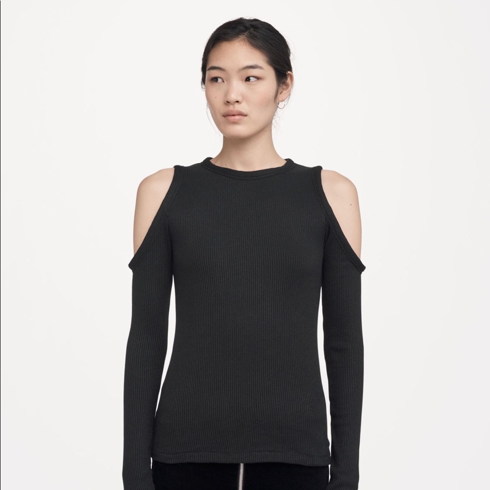Rag & bone - Ribbed black cold shoulder - size M